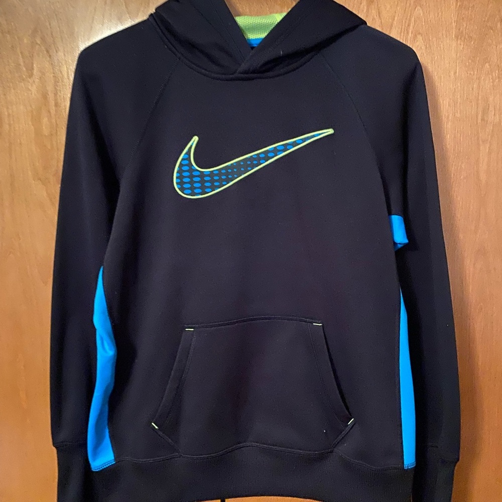 Nike thermafit sweatshirt